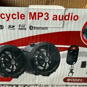Portable Black Bluetooth MP3 Motorcycle Speakers with Remote